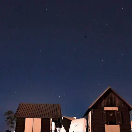 Kemp V Raji - Palda *