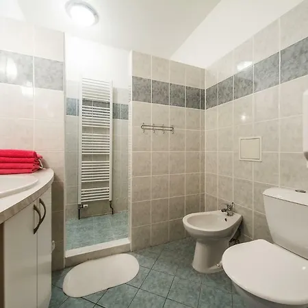 Kemp V Raji - Palda Rovensko pod Troskami